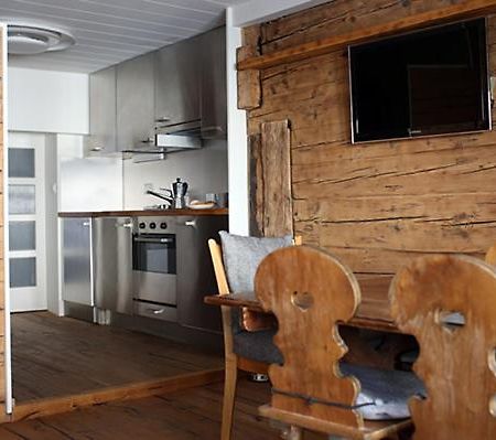 Chalet Swiss อันเดอร์แมท ภายนอก รูปภาพ