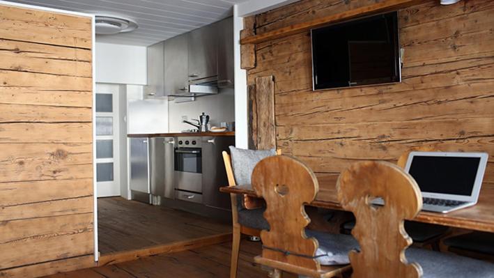 Chalet Swiss อันเดอร์แมท ภายนอก รูปภาพ